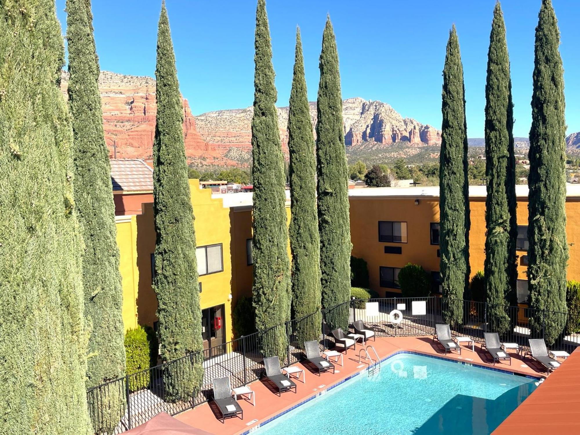 Holiday Inn Express Sedona - Oak Creek By Ihg Exterior foto