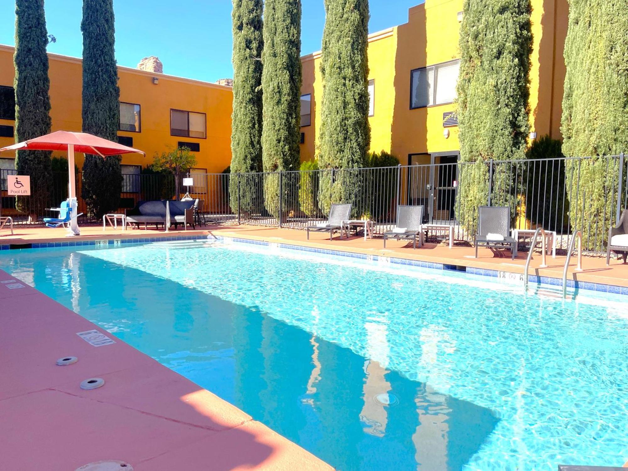 Holiday Inn Express Sedona - Oak Creek By Ihg Exterior foto